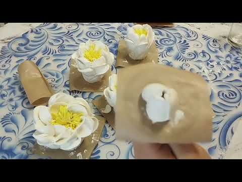 Видео: Создание зефирных пионов и мелкоцветов на соломке. 🥰