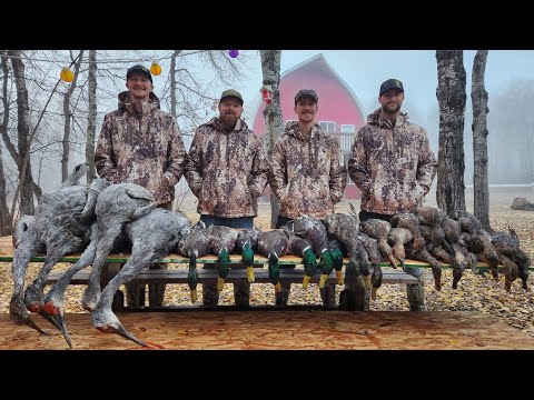 Видео: Дневная охота на уток на ОБЩЕСТВЕННОМ болоте (мой первый ЖУРАВЛЬ!!) — День 4