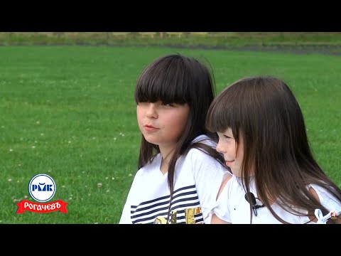 Видео: "Я ищу маму": Злата и Инна