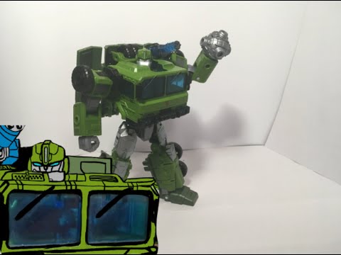 Видео: Обзор на фигурку из линейки Transformers Legacy voyager class Prime Universe Bulkhead