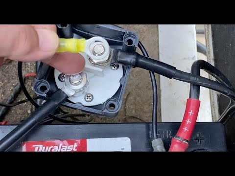 Видео: Установка отключения аккумулятора на моей лодке