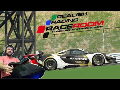 Видео: Как же этот симулятор хорош! Первая рейтинговая онлайн гонка в RaceRoom Racing Experience
