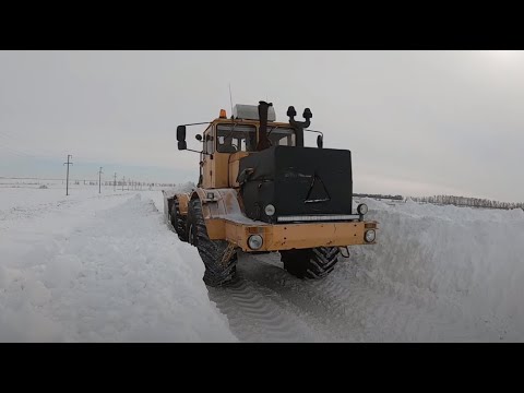 Видео: Трактор Кировец. Морозы до -35. Не глушу сутками. Не снег, а бетон.