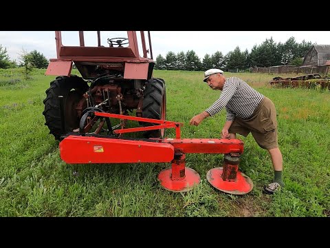 Видео: Селянин завжди в роботі. Картопля, кабачкі, траву кошу.