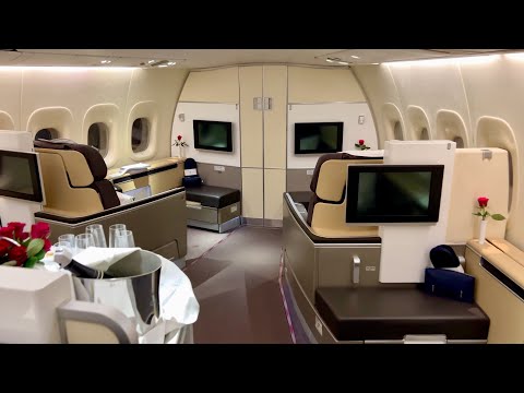 Видео: Lufthansa First Class Boeing 747 (из Южной Африки в Германию)