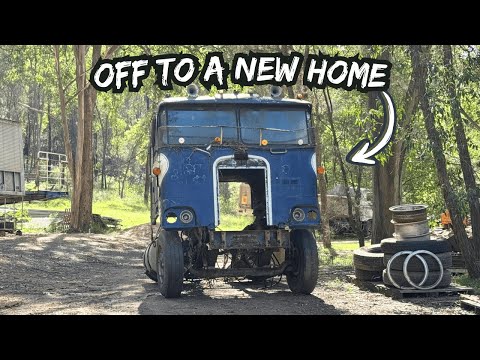 Видео: Грузовик Kenworth Parts отправляется на новую сборку.