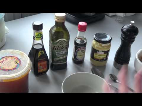 Видео: Соус универсальный для салатов.Mariya Zaulovskaya