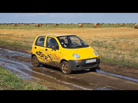 Видео: 🚖Как Matiz Mudster Mcs справляется с полем во время наводнения🌧⚡️⚡️📽❣️