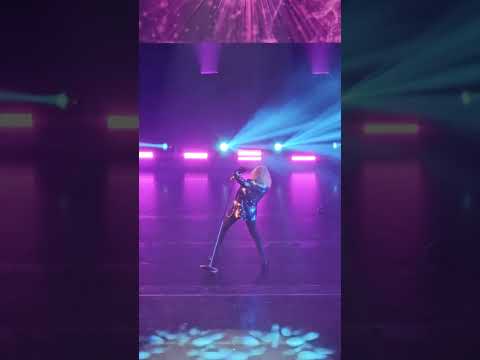 Видео: Александр Иванов - Песня про любовь, концерт в Санкт-Петербурге 