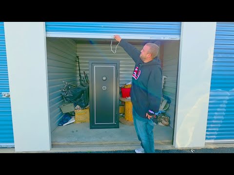 Видео: Я купил ОГРОМНЫЙ СЕЙФ ДЛЯ ХРАНЕНИЯ ВЕЩЕЙ, И ЭТО ДЖЕКПОТ!