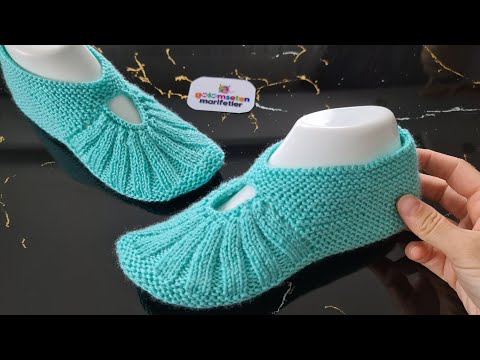 Видео: Супер легкие вязаные женские носки двумя петлями - Super easy knitting ladies socks