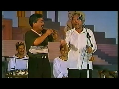 Видео: Андалеб 2001 . Сахнача иштироки тамоми Хунармандони Н.Вахш