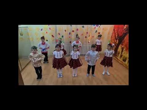 Видео: Сценка на английском языке "Веселый огород". Центр раннего развития "Мэри Поппинс"