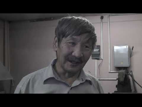 Видео: 04-06.01.14. Баайаҕа. Мандар Уус уустар Идэлэрин ис кистэлэҥин кэпсиир.