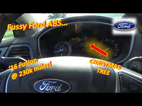Видео: ПРЕДУПРЕЖДЕНИЕ ABS Ford после ремонта тормозов? (16 Fusion @ 230 тыс. миль!)