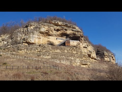 Видео: 🕯️КРЕПЧАНСКИ СРЕДНОВЕКОВЕН СКАЛЕН МАНАСТИР🕯️