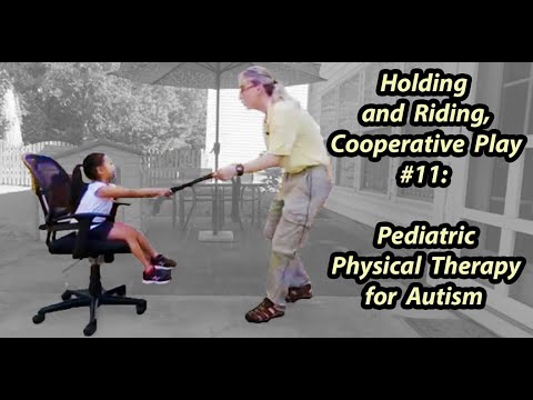 Видео: Совместная игра на удержании и верхом: детская физиотерапия аутизма # 11