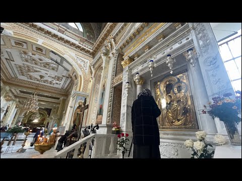 Видео: Литургия перед судом за УПЦ