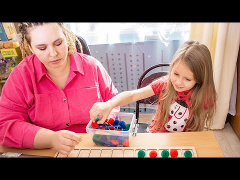 Видео: Логопед. Несколько упражнений по работе со словом, при нарушениях слоговой структуры слова.