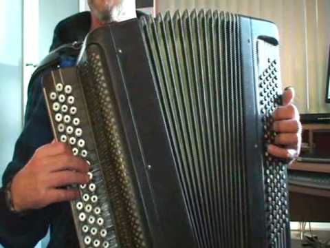 Видео: Сиреневый туман - Комбриг