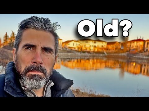 Видео: Как выглядит 55-летний мужчина?
