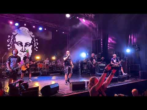 Видео: План Ломоносова - Я Любовь (Live, Улетай, 15.07.22)