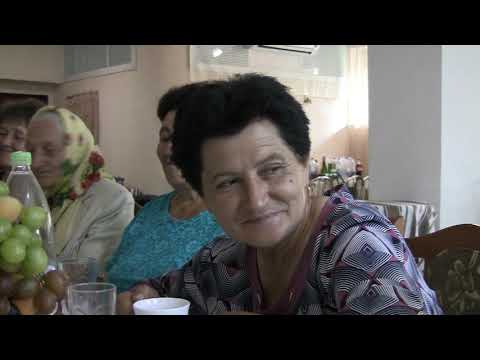 Видео: зустріч випускників школи через-45 років