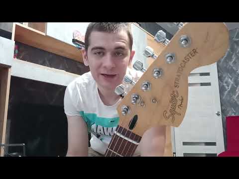 Видео: Обзор Fender Squier Standard.