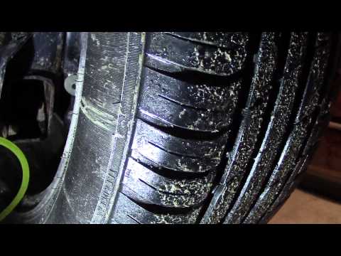 Видео: Замена тормозной жидкосит на Ford Fusion