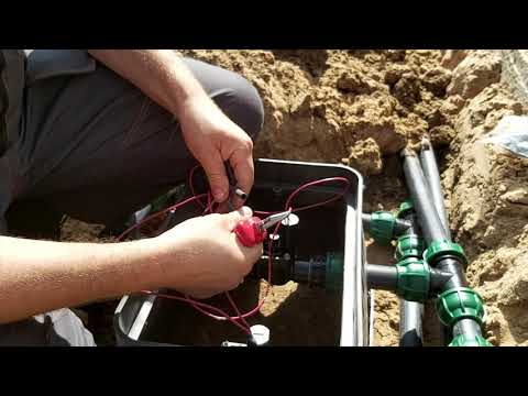 Видео: Соединение пайкой электромагнитных клапанов для систем полива