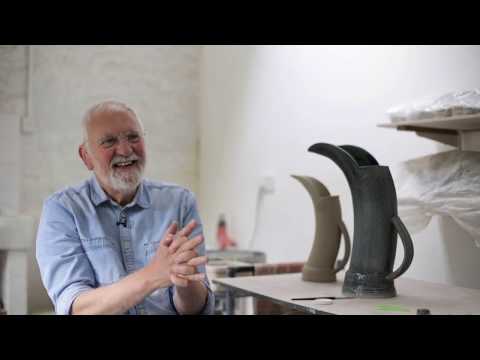 Видео: Обзор керамики: мастер-класс с Уолтером Килером