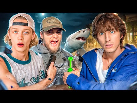 Видео: КОКОШКА НАВАЛИВАЕТ КРИНЖА С ХАЗЯЕВАМИ ПЕРЕД ВЫЖИВАНИЕМ НА ОСТРОВЕ! ВСТРЕТИЛИ НОВОГО БИЛЛИ!?