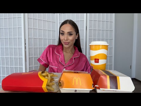 Видео: Мукбанг/ 🍔🍟Макдоналдс/ отвечаю на вопросы🥳