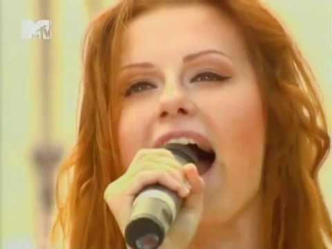 Видео: Юлия Савичева Москва-Владивосток MTV Beach party.flv