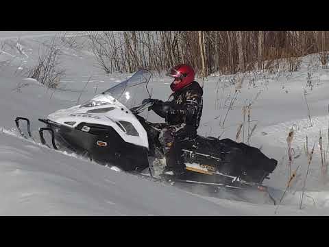 Видео: снегоход Ставр по глубокому снегу