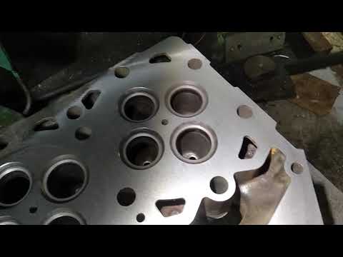 Видео: Головка блока DAF-105. Деформация привалочной поверхности. Фрезеруем всё!
