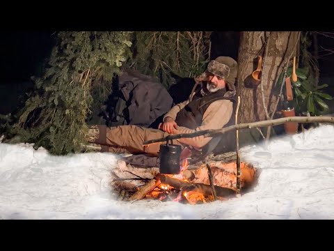 Видео: Убежище для выживания в морозном холоде — без палаток и спальных мешков