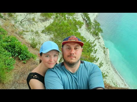 Видео: АвтоТрип по Черноморскому побережью / Часть 5 (Город  Геленджик, Голубая  Бездна, Скала Парус)