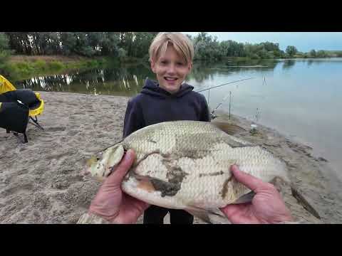 Видео: Нарвались с сыном на СУПЕР КЛёВ.