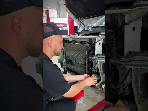Видео: Мойка радиаторов без снятия Land Rover freelander 2