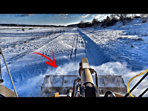 Видео: ЧИСТКА СНЕГА НА КАРЬЕРНОМ ПОГРУЗЧИКЕ…