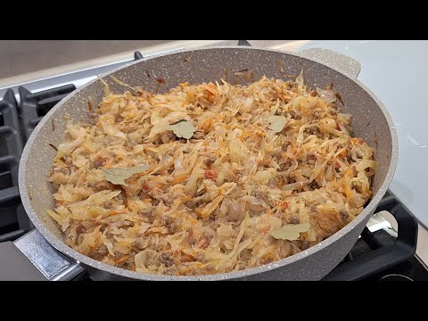 Видео: ТУШКОВАНА КАПУСТА З СЕКРЕТОМ 🍅🥕🧅 Особливий РЕЦЕПТ приготування КАПУСТИ з ФАРШЕМ 🥩