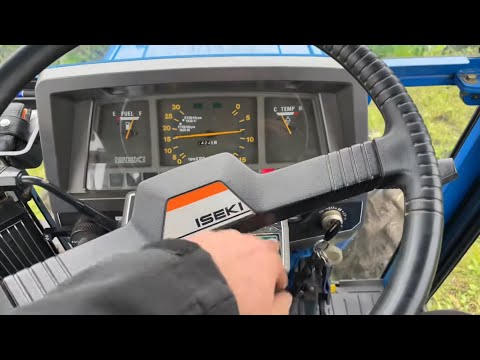 Видео: Оранка під посів , японським мінітрактором Iseki TA 227.