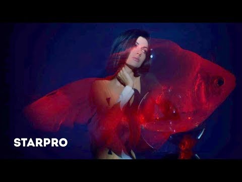Видео: Маша Вебер - Он