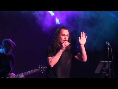 Видео: Евгений Егоров "Те глаза" (мюзикл "Последнее Испытание") - Клуб "Pravda" 07.03.20