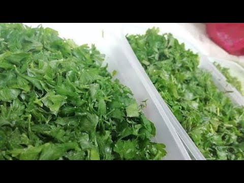 Видео: Зелень на всю зиму.  Так легко и экономно