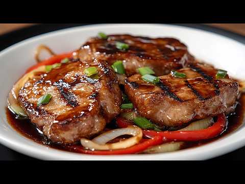 Видео: Сочные свиные отбивные, которые я готовлю почти каждый день! Легкий и вкусный рецепт свиных отбивных