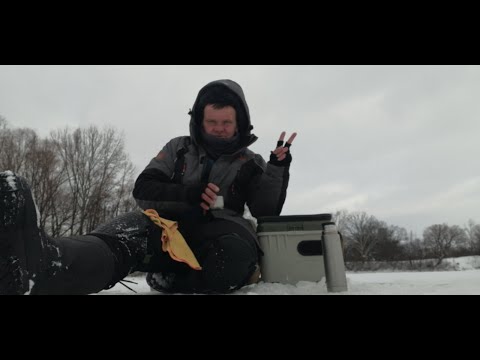 Видео: Без матылка в глухо-зиме. Залив Днепра "ВЕРБЛЮД" Провалился под лёд.