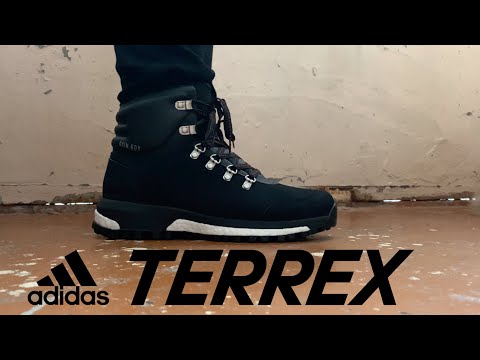 Видео: Adidas Terrex Pathmaker R RDY Обзор Зимних Ботинок