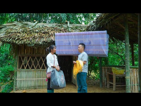 Видео: Мокрые дни перед зимой – Жизнь бездомной девочки становится всё труднее